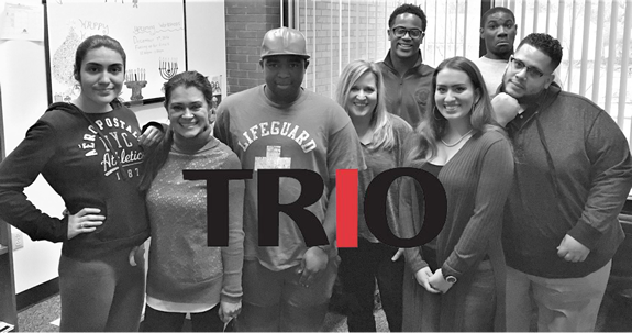 TRiO students and staff in the TRio office 