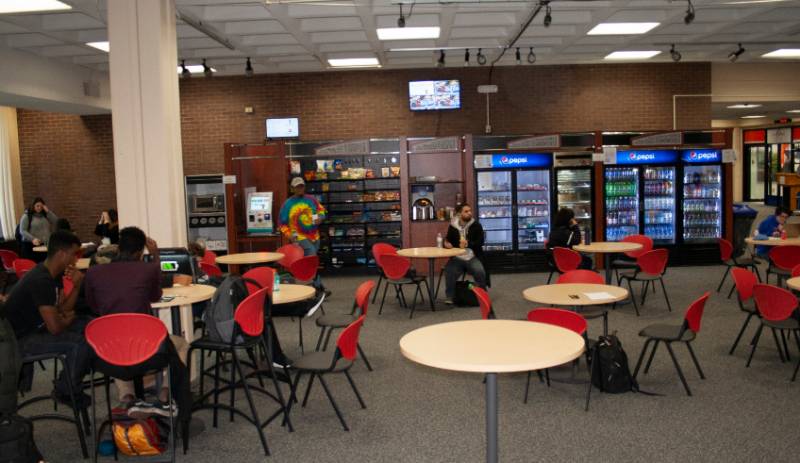 Micro market seating area - Shepard Center